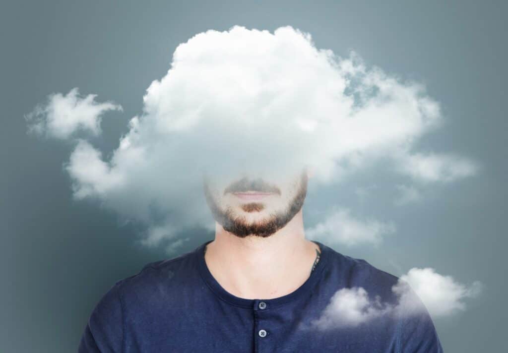 un homme qui n'est pas réceptif à l'hypnose